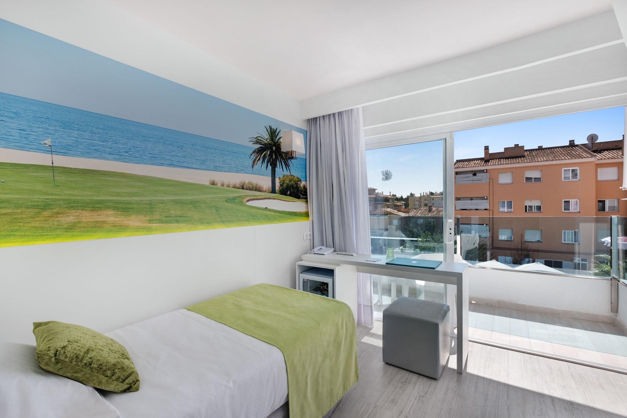 Plaza Santa Ponsa Boutique - Adults Only. Hotel Exterior foto