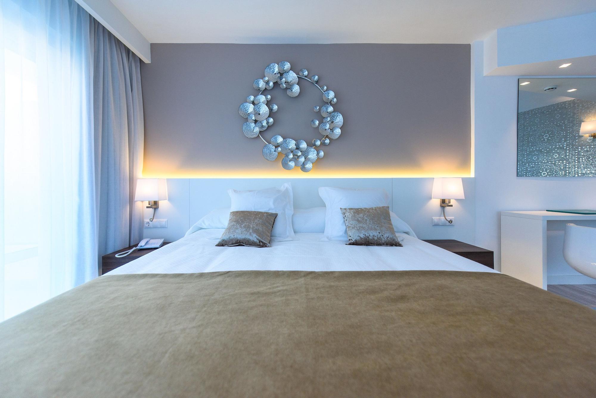Plaza Santa Ponsa Boutique - Adults Only. Hotel Exterior foto