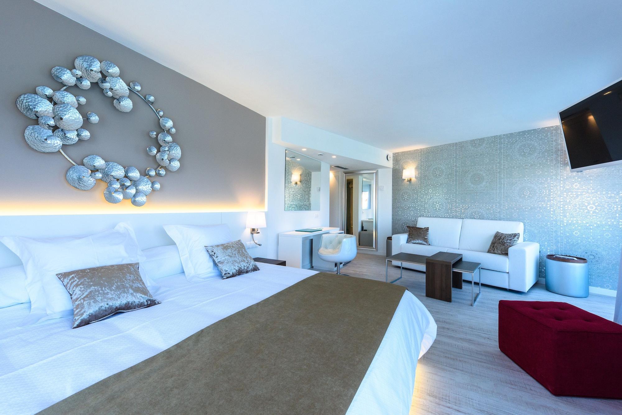 Plaza Santa Ponsa Boutique - Adults Only. Hotel Exterior foto