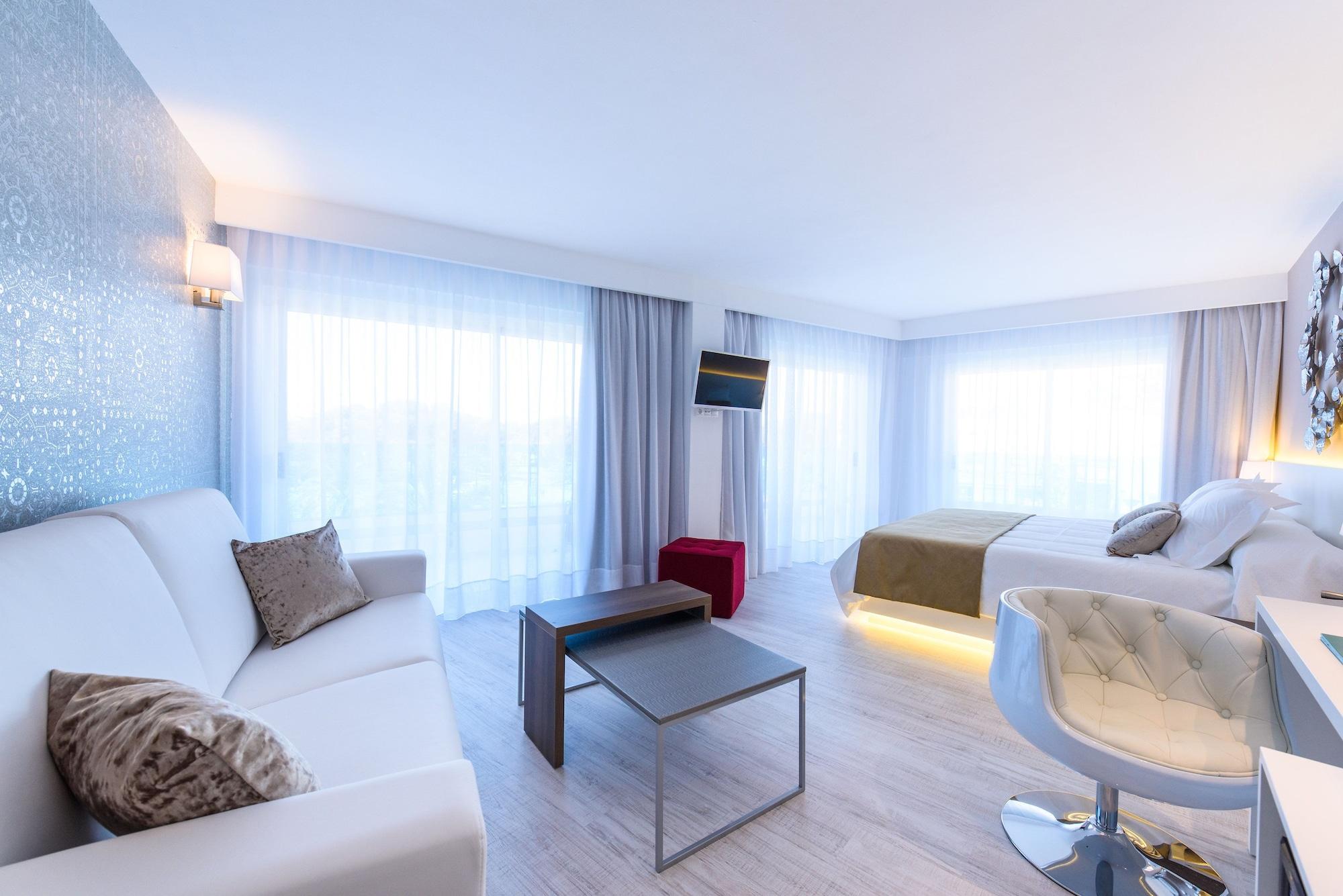 Plaza Santa Ponsa Boutique - Adults Only. Hotel Exterior foto